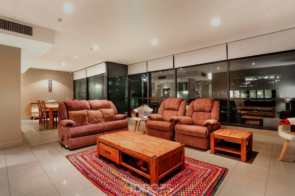 208 / 19 Queens Road Melbourne - Residential for sale