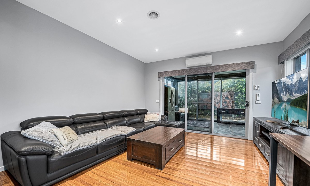 209 East Boundary Road Bentleigh East - Residential for lease