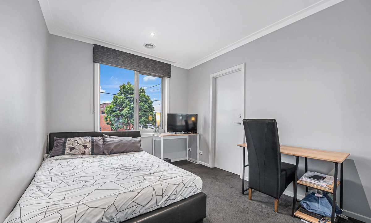 209 East Boundary Road Bentleigh East - Residential for lease