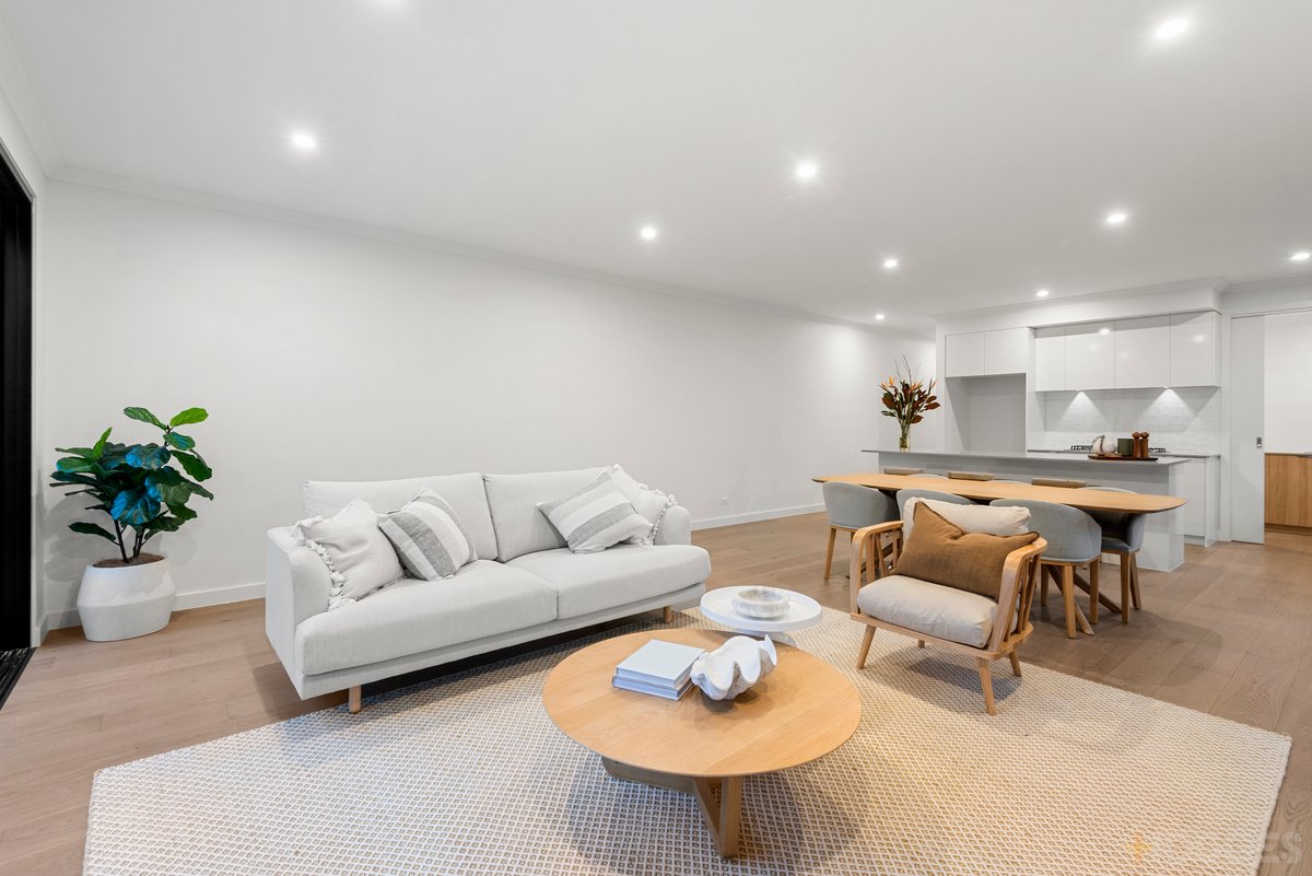 20B Correa Avenue Cheltenham - Residential for sale