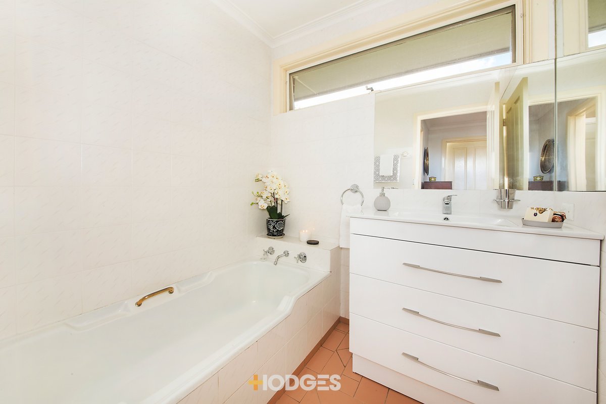 21 Bellaire Court Beaumaris - Residential for sale