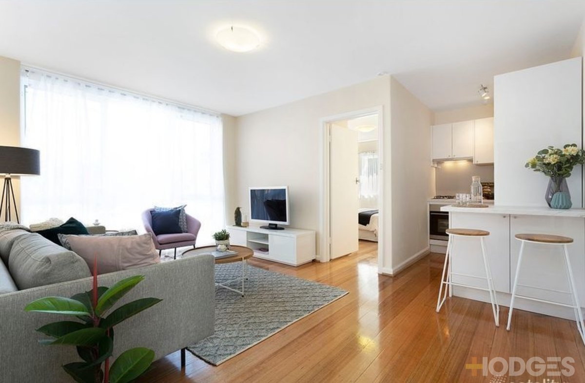 2 / 1 Fiona Court St Kilda - Residential for sale