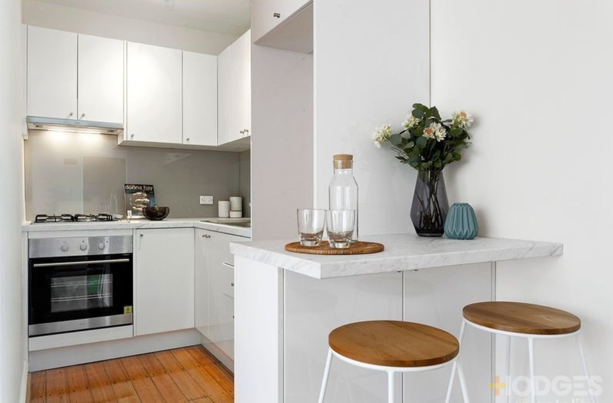 2 / 1 Fiona Court St Kilda - Residential for sale