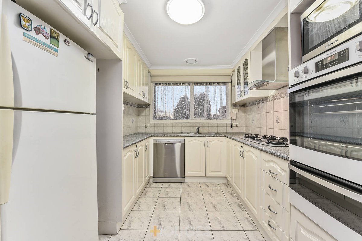 21 Gleneagles Drive Endeavour Hills - Residential for sale