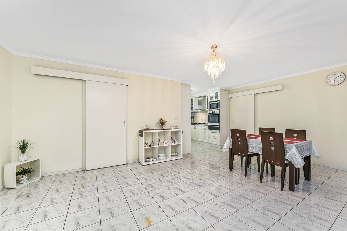 21 Gleneagles Drive Endeavour Hills - Residential for sale
