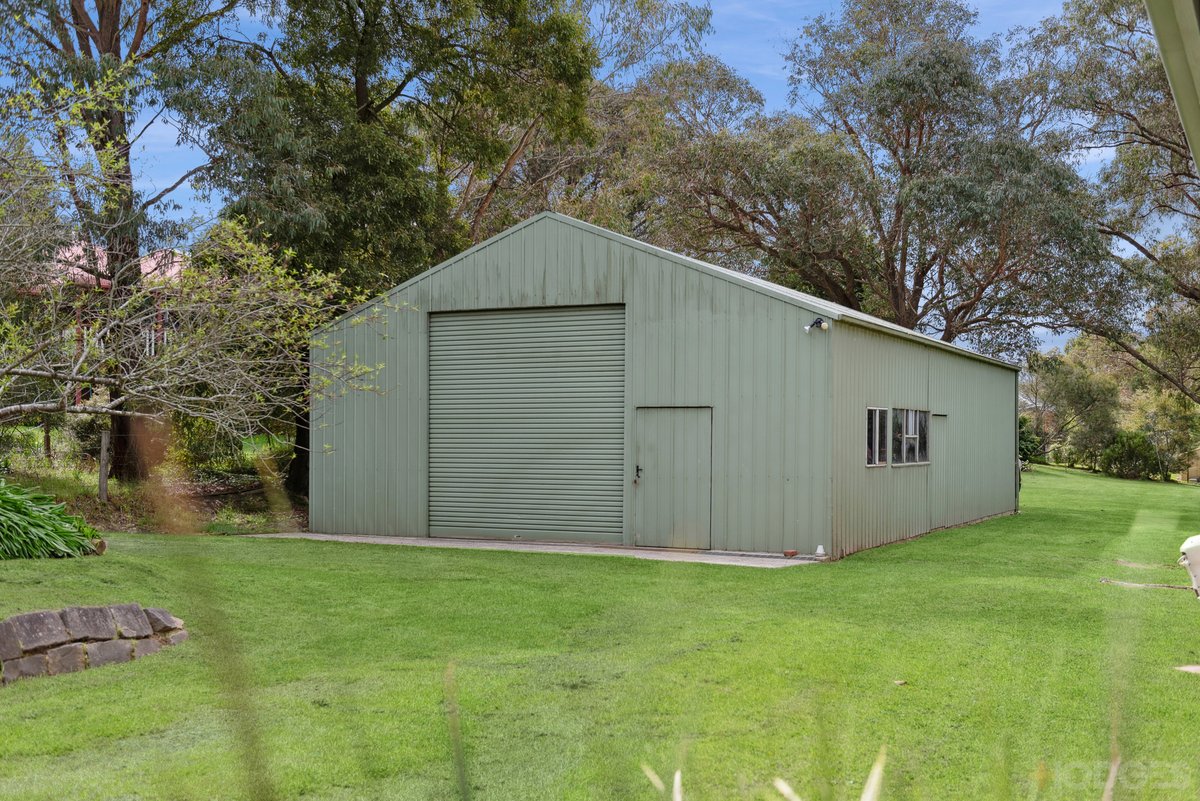 21 Kooralinga Drive Wandong - Residential for sale