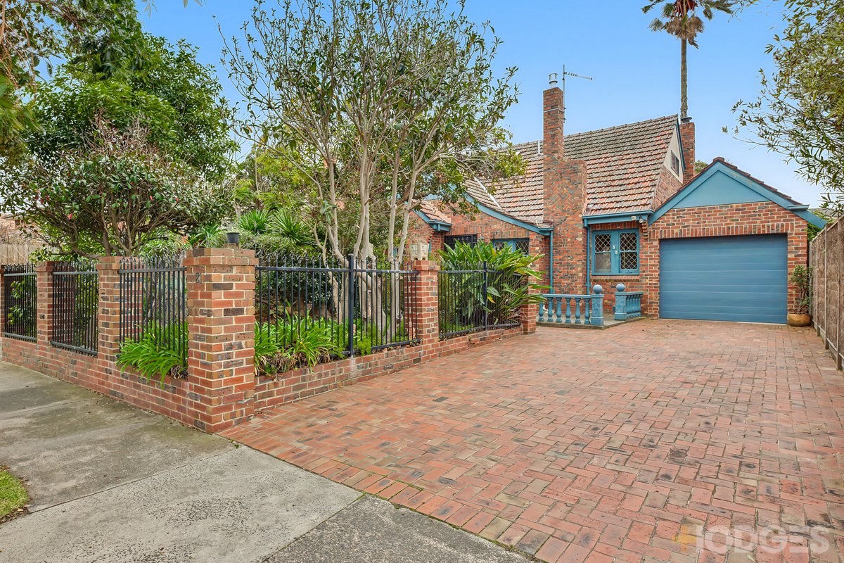 21 Naples Road Mentone - 4 bedroom property