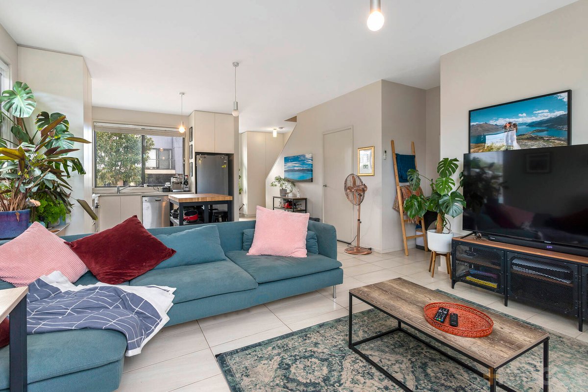 21 Park Avenue West Footscray - Residential for sale