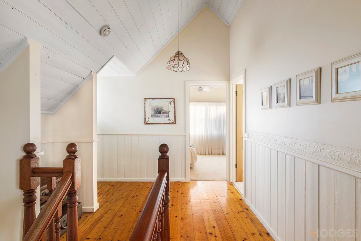 21 Rainbow Court Ocean Grove - Residential for sale