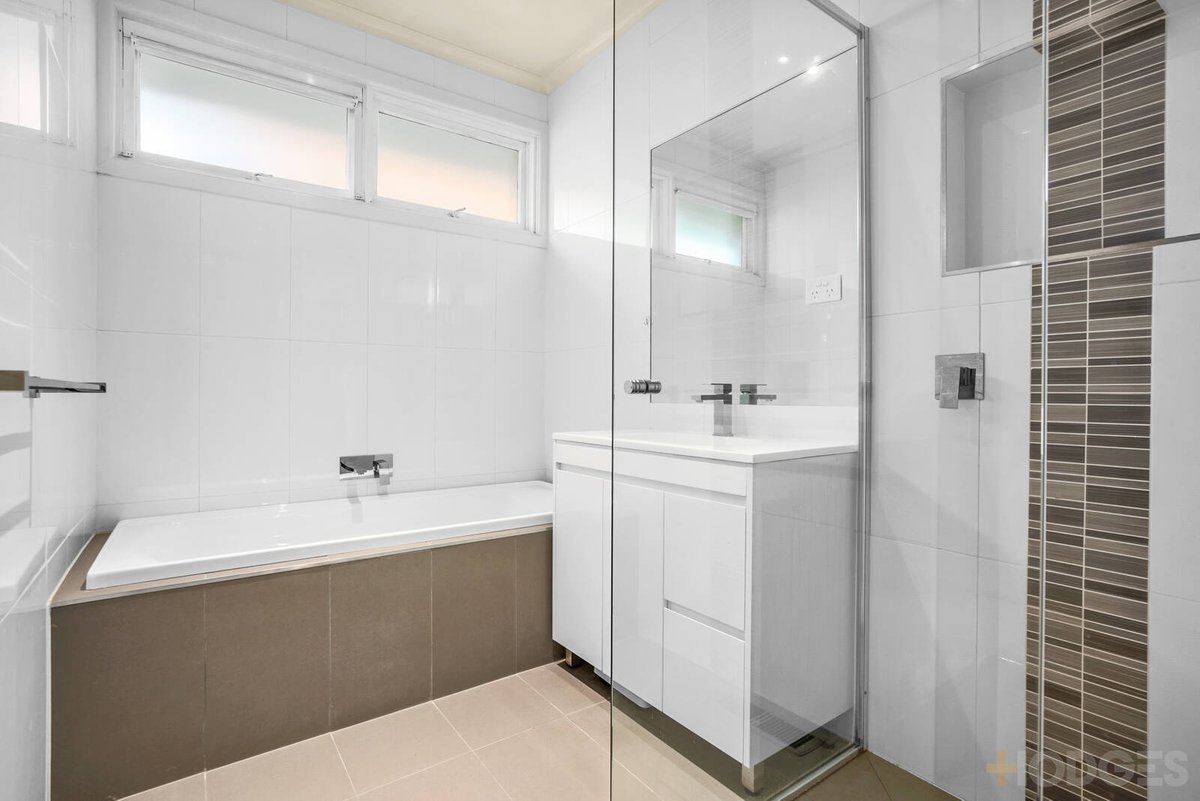 21 Shearman Crescent Mentone - Residential for sale
