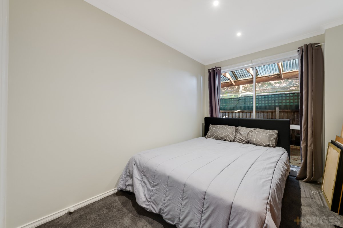 2 / 1 Vernon Court Hoppers Crossing - Residential for sale