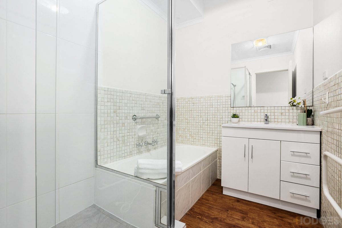 2 / 10 Church Street Beaumaris - Residential for sale
