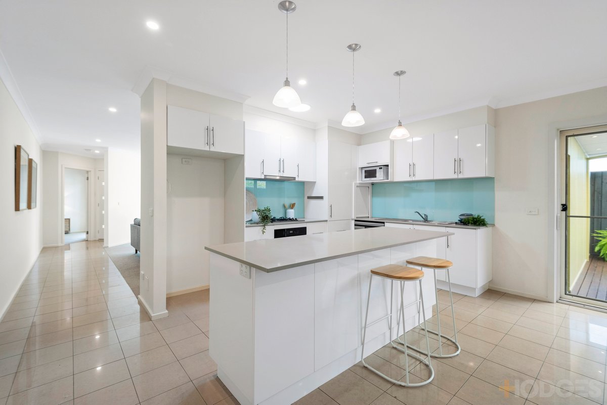 2 / 10 Enright Street Highett - Residential for sale