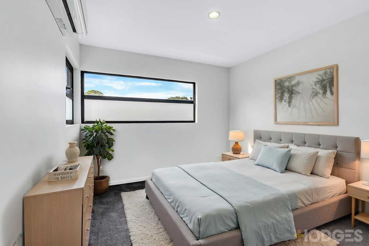2 / 105a Wickham Road Hampton East - Residential for sale