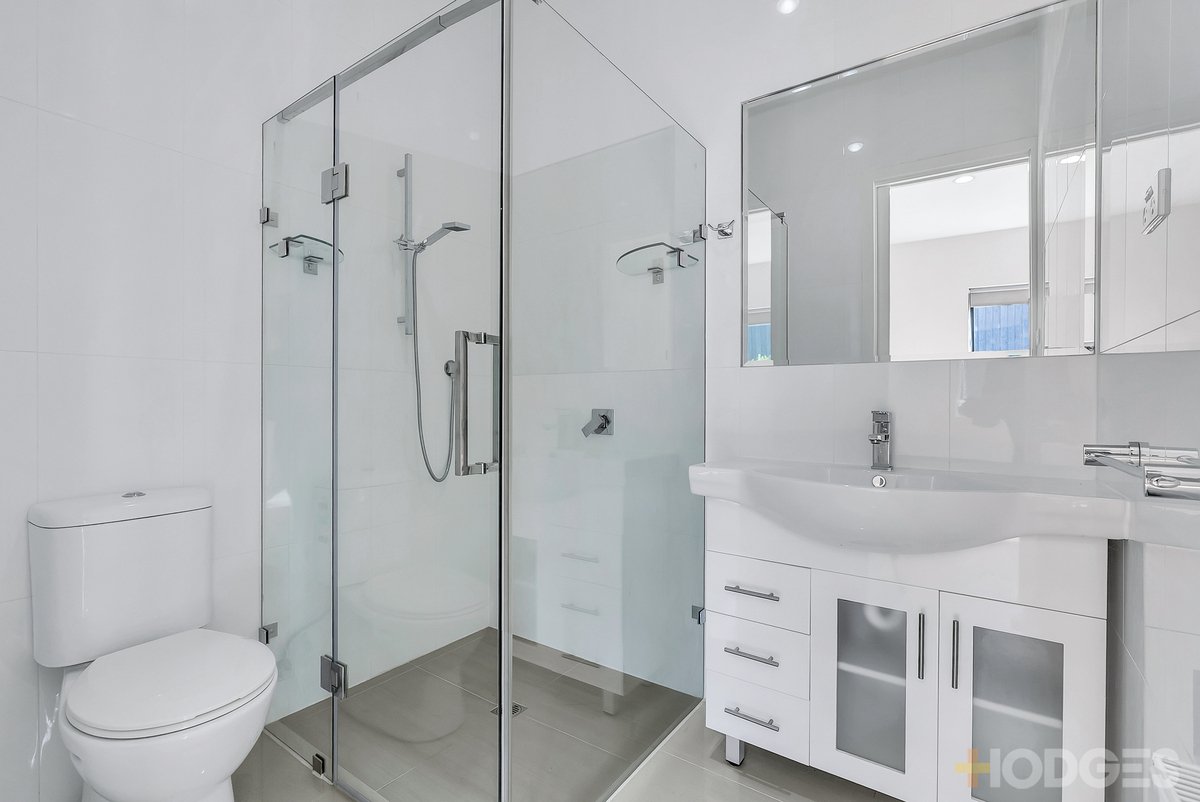 2 / 105a Wickham Road Hampton East - Residential for sale