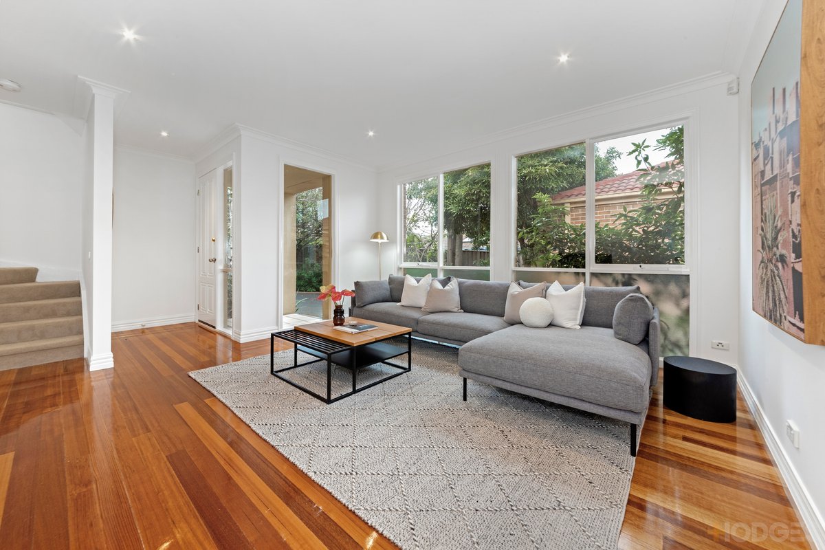 2 / 11 Roberts Court Brighton East - Residential for sale