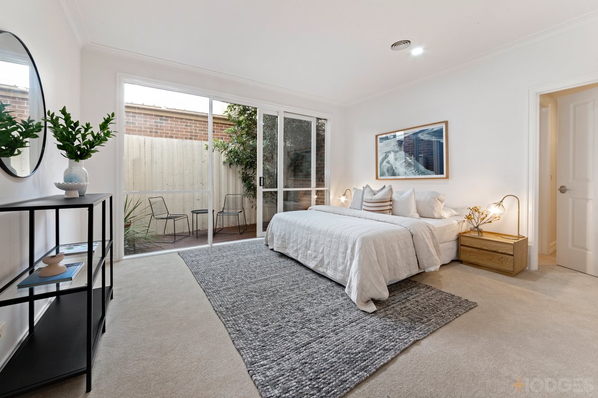 2 / 11 Roberts Court Brighton East - Residential for sale