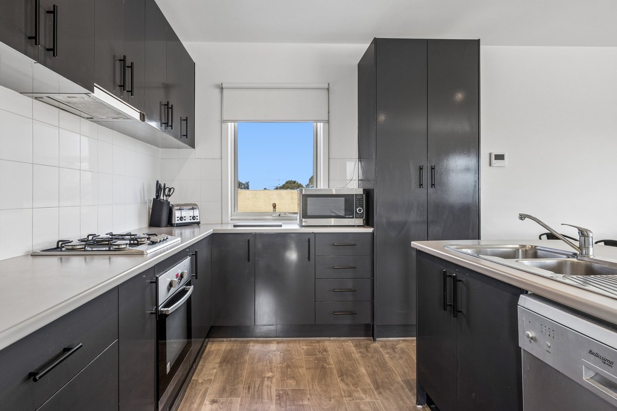 2 / 115 Railway Parade Seaford - Residential for sale