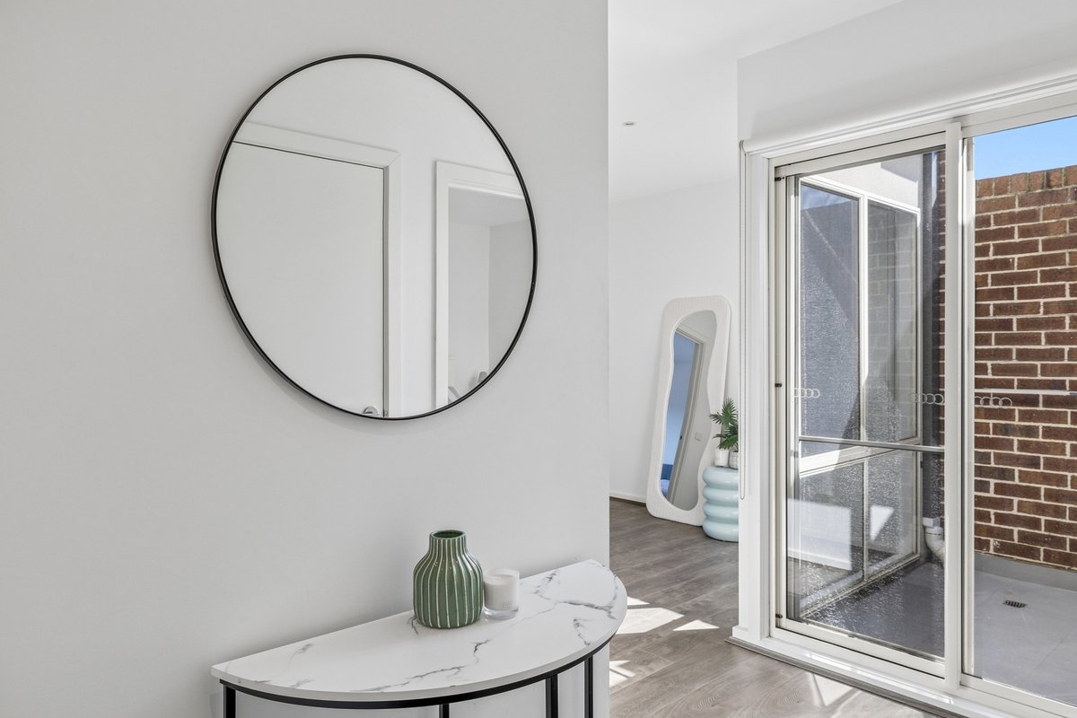 2 / 115 Railway Parade Seaford - Residential for sale