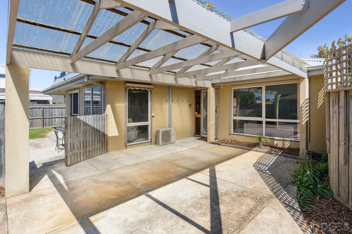 2 / 116 The Avenue Ocean Grove - Residential for sale