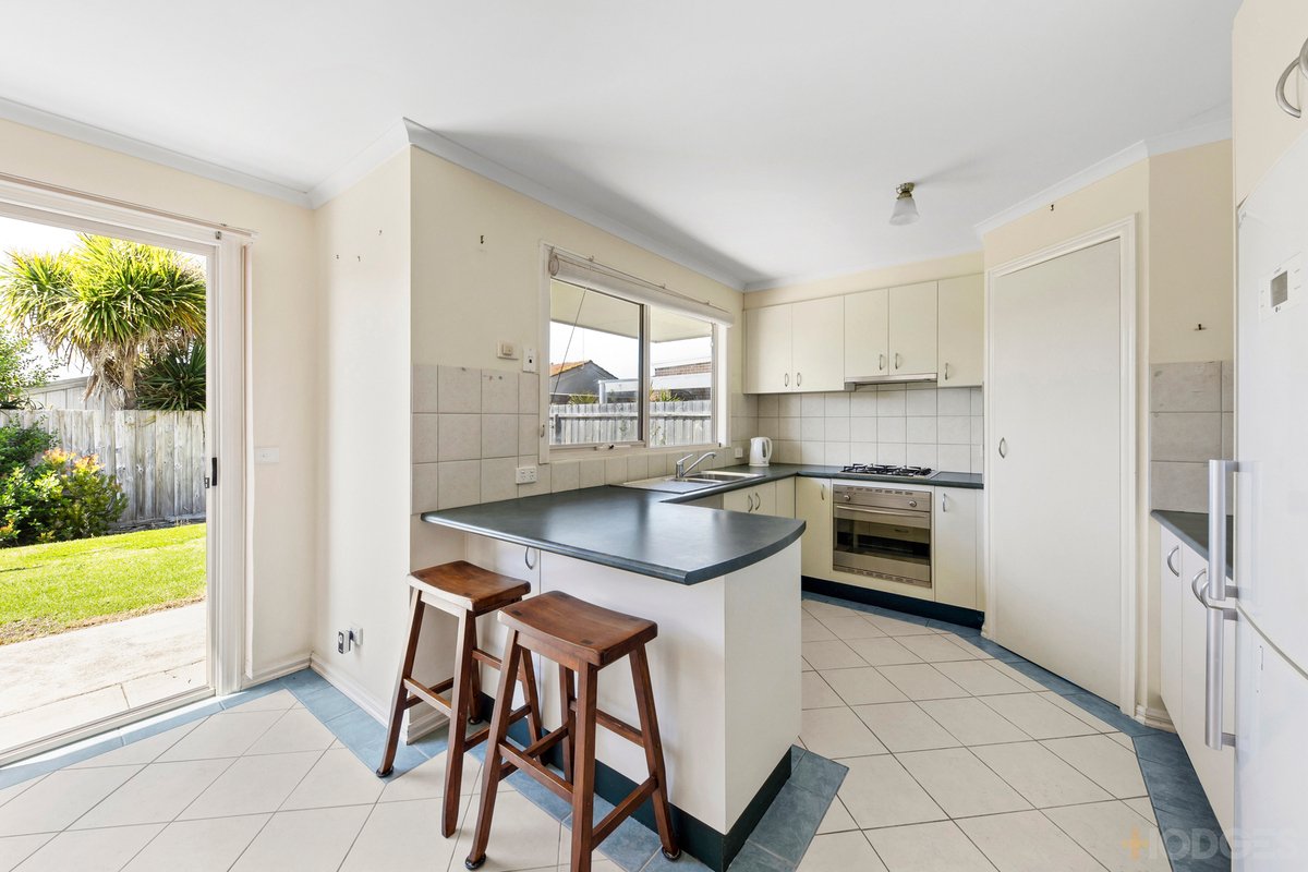 2 / 116 The Avenue Ocean Grove - Residential for sale