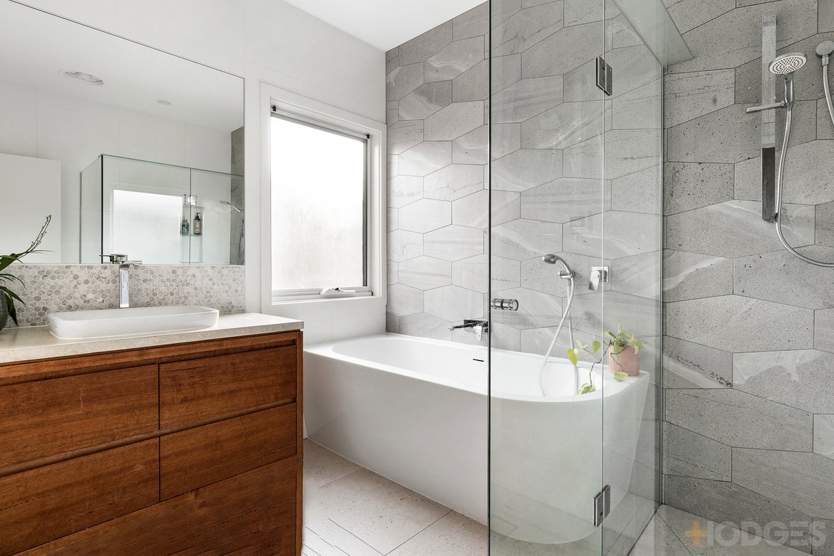 2 / 117 Bonnyvale Road Ocean Grove - Residential for sale