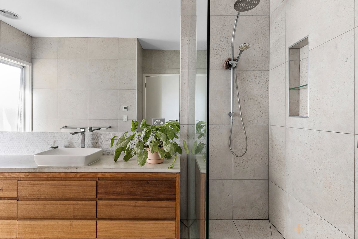 2 / 117 Bonnyvale Road Ocean Grove - Residential for sale