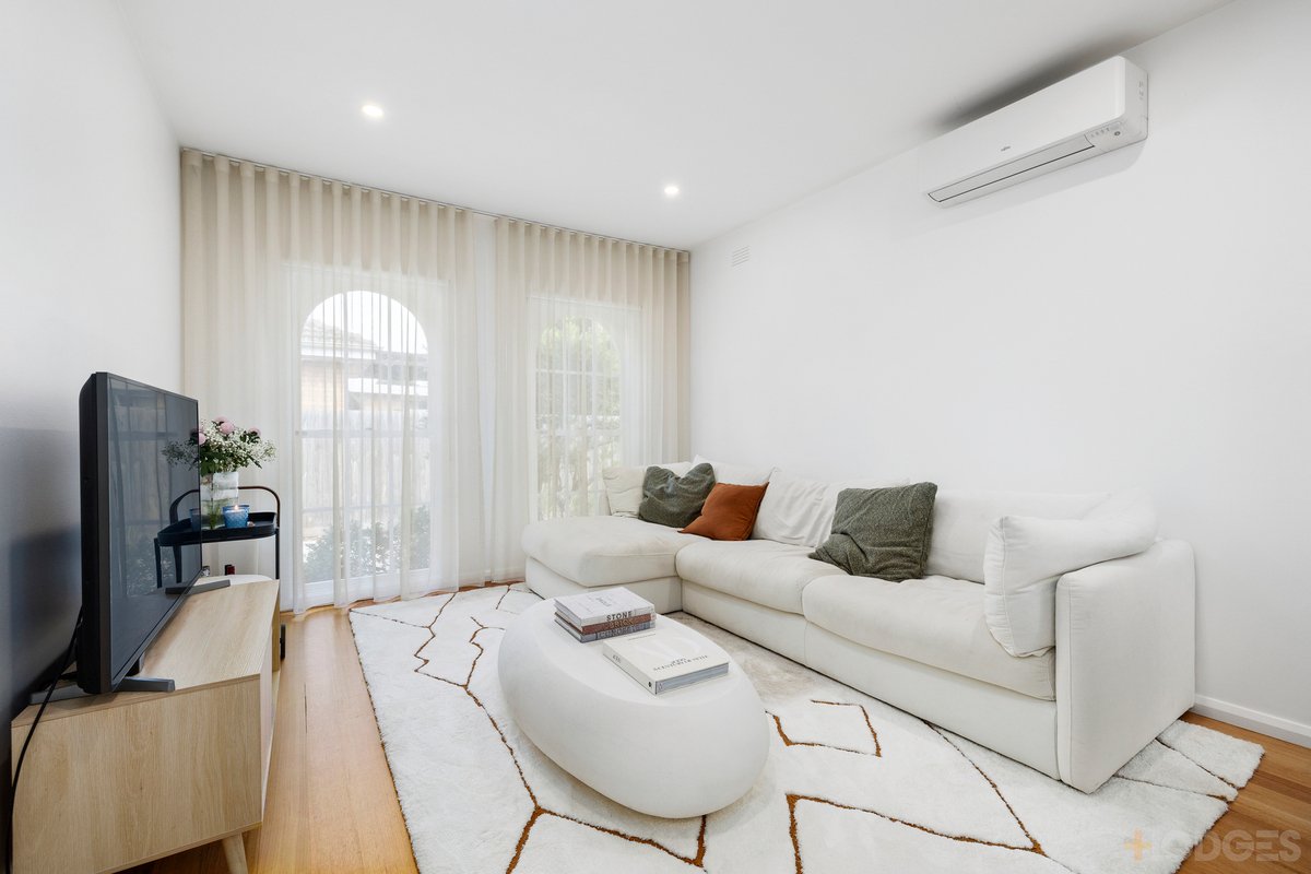 2 / 117 Cromer Road Beaumaris - Residential for sale