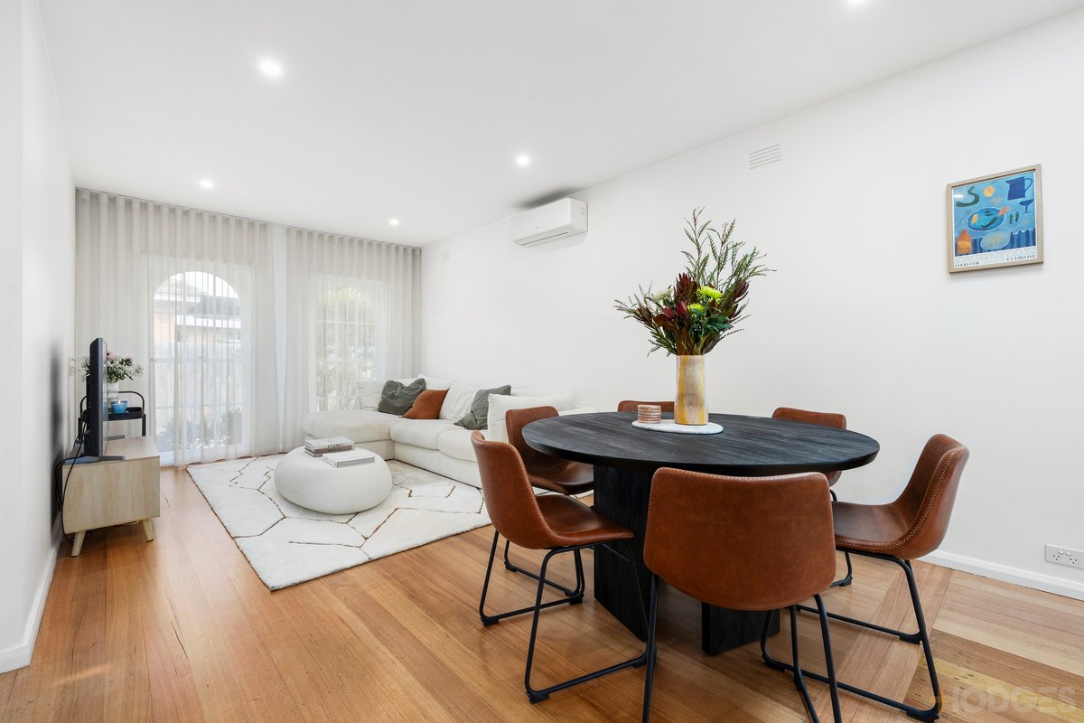 2 / 117 Cromer Road Beaumaris - Residential for sale