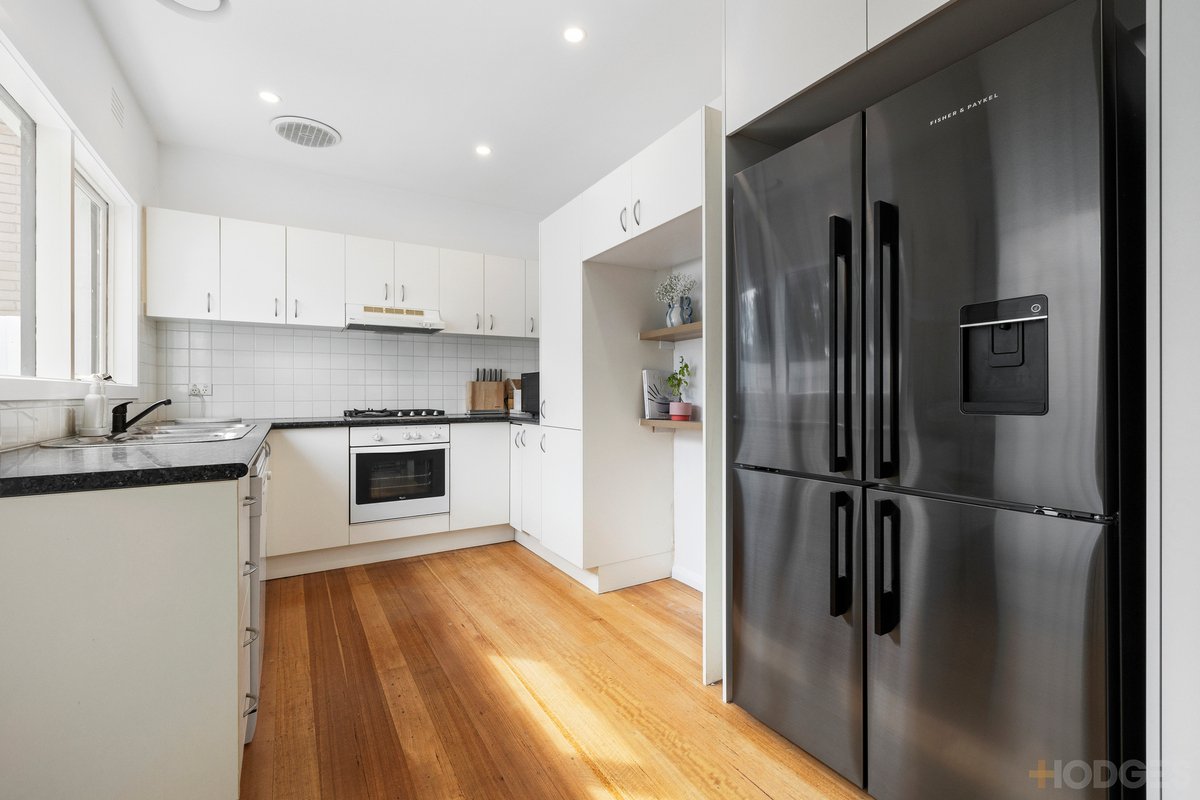 2 / 117 Cromer Road Beaumaris - Residential for sale