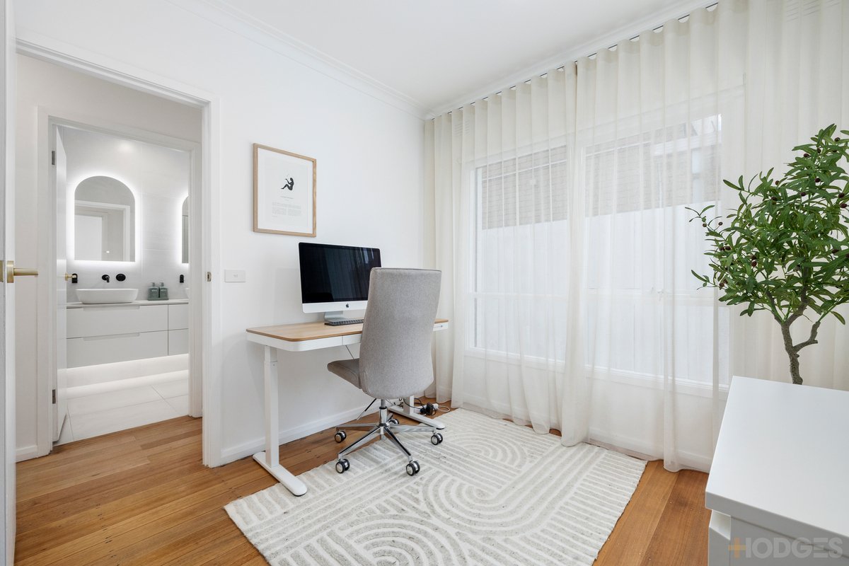 2 / 117 Cromer Road Beaumaris - Residential for sale