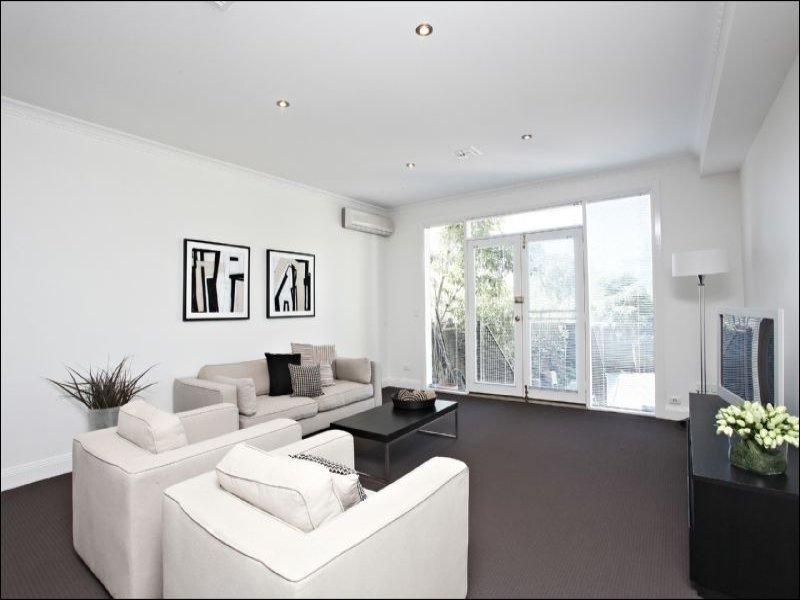 2 / 12 Austin Crescent West  YARRAVILLE - Residential for sale