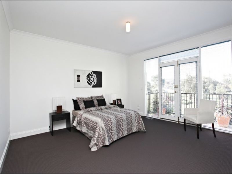 2 / 12 Austin Crescent West  YARRAVILLE - Residential for sale