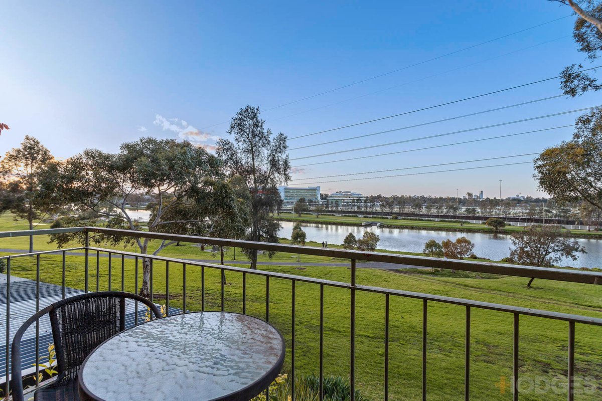 21 / 2 Ballarat Road Footscray - Residential for sale