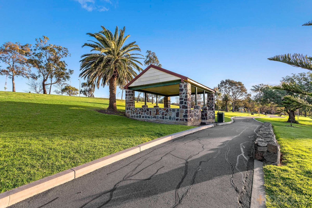 21 / 2 Ballarat Road Footscray - Residential for sale