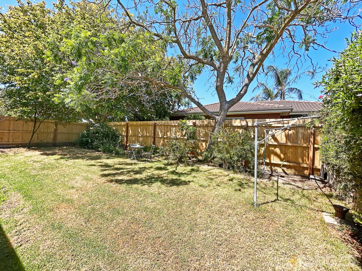 2 / 12 Scott Street Hampton East - Residential for sale