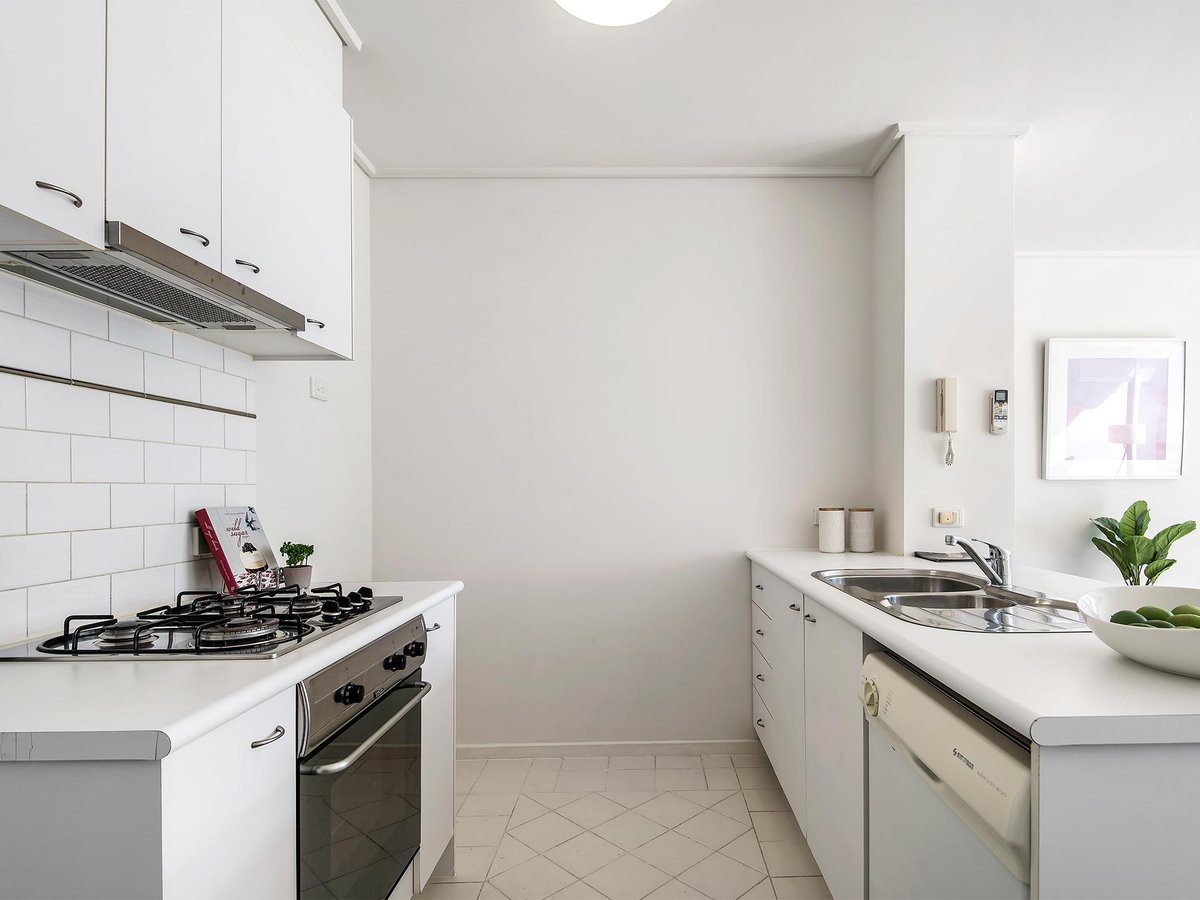 212 / 28 Bank  Street SOUTH MELBOURNE - Residential for sale