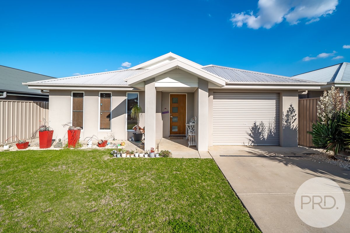 2/124 Mima Street, GLENFIELD PARK NSW 2650