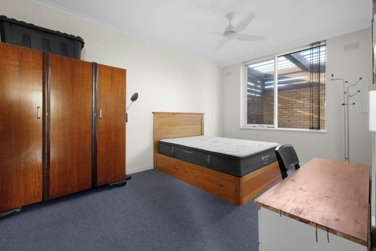 2 / 136 Beach Road Parkdale - Residential for lease