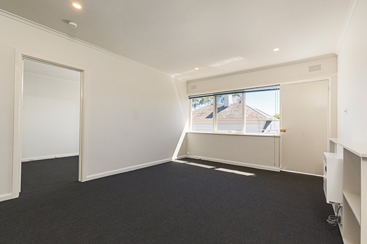 21 / 36 Cromwell Road SOUTH YARRA - Residential for lease