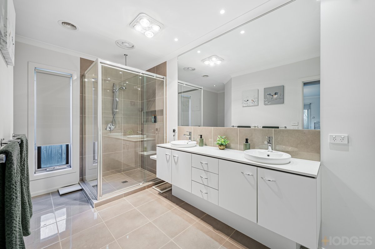 214 Duncans Road Werribee - Residential for sale