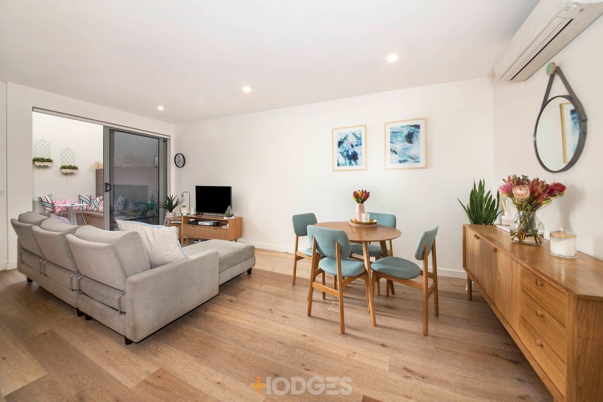 2 / 143 Nepean Highway Aspendale - Residential for sale