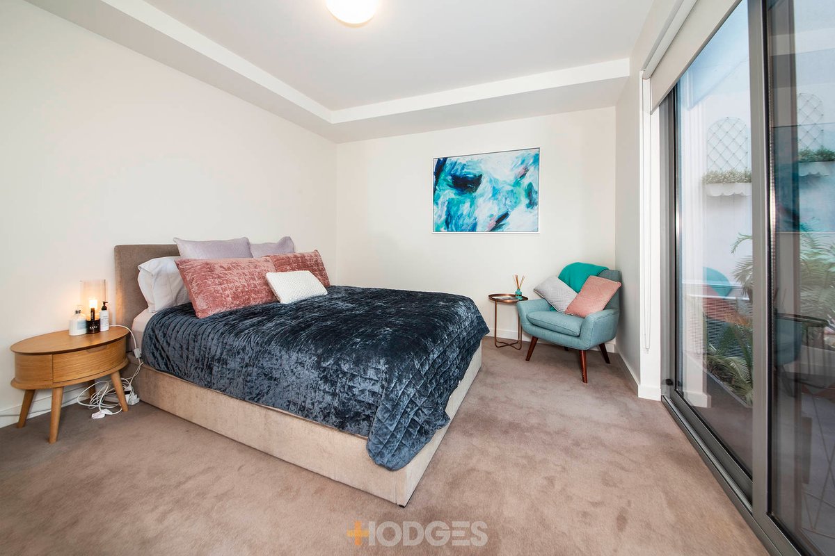 2 / 143 Nepean Highway Aspendale - Residential for sale
