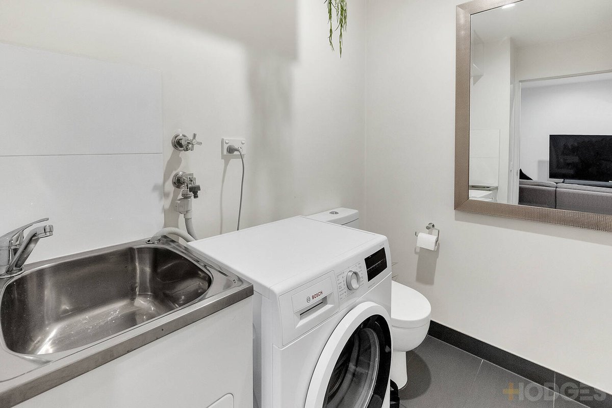 2 / 143 Nepean Highway Aspendale - Residential for sale