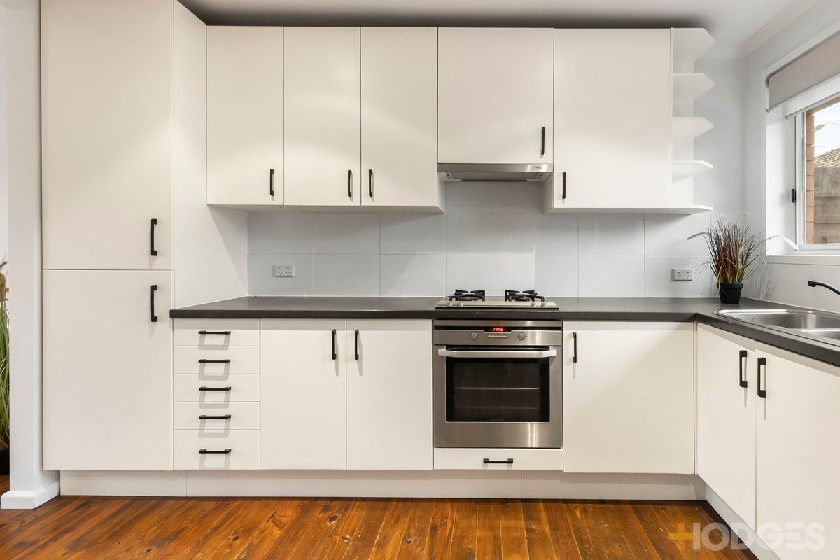 2 / 147 Essex Street West Footscray - Residential for sale