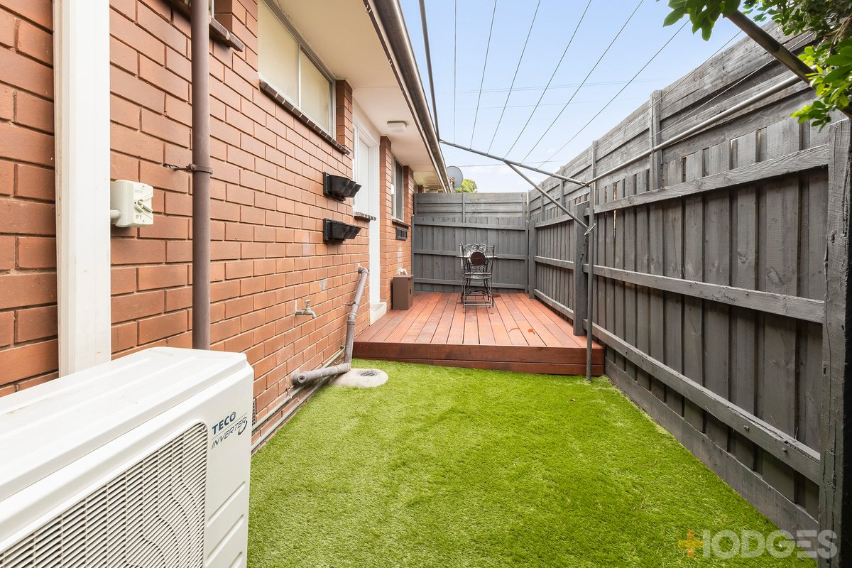 2 / 147 Essex Street West Footscray - Residential for sale
