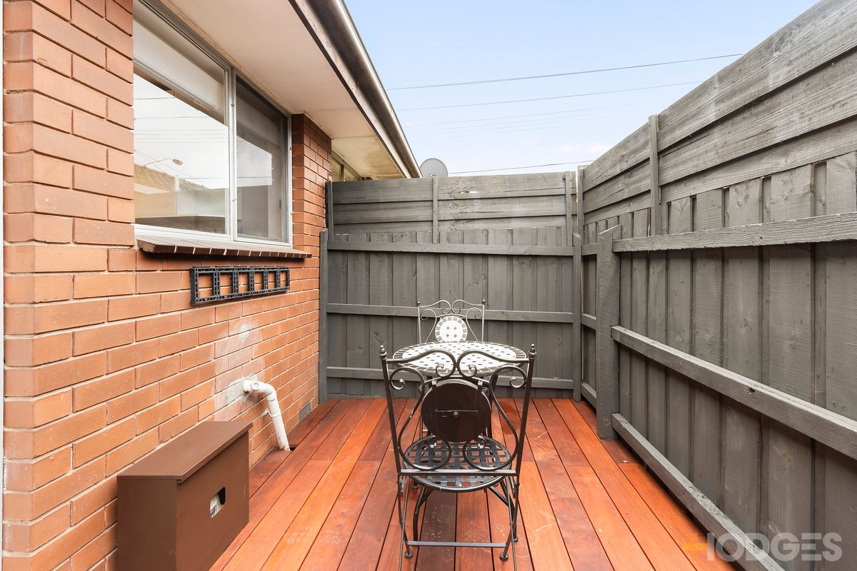 2 / 147 Essex Street West Footscray - Residential for sale