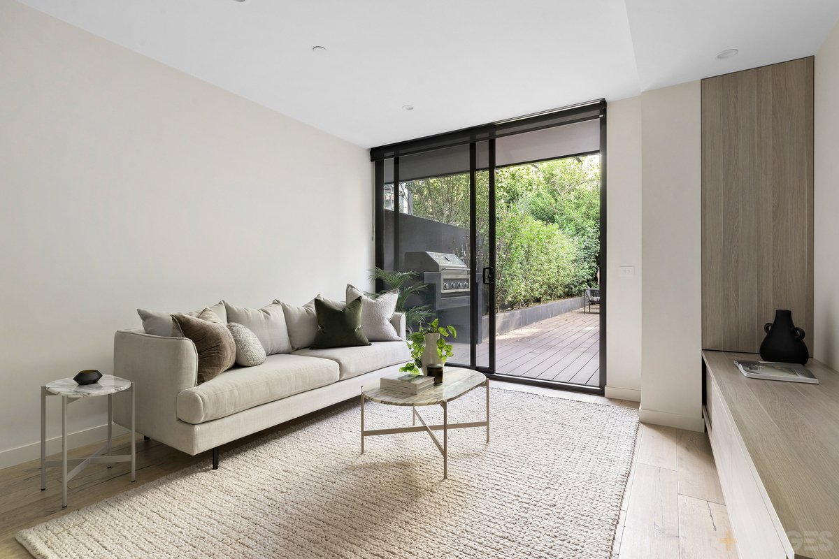2 / 15 Cromwell Road South Yarra - Residential for sale