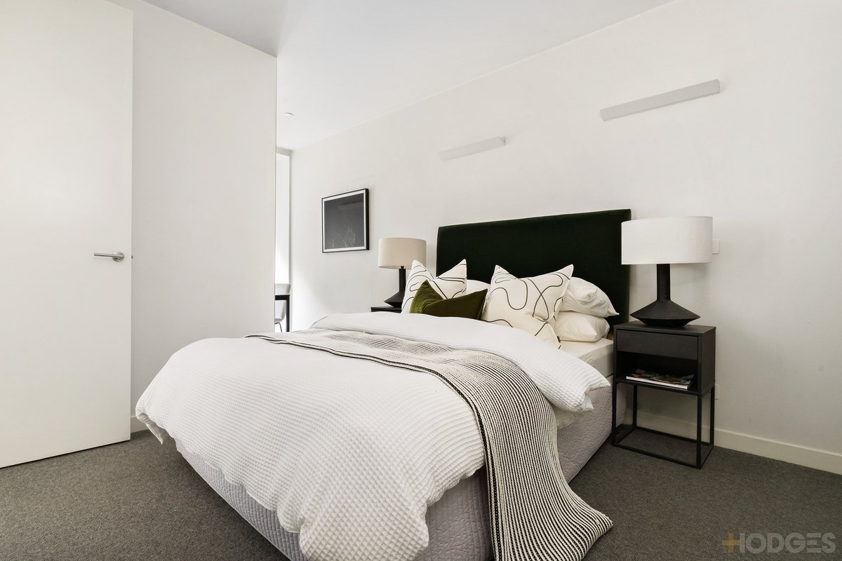 2 / 15 Cromwell Road South Yarra - Residential for sale