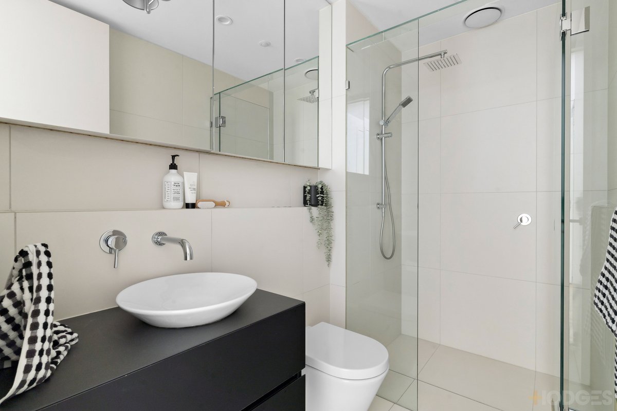 2 / 15 Cromwell Road South Yarra - Residential for sale